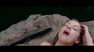 Amber Heard Unmask Swimming in The Geyser Why