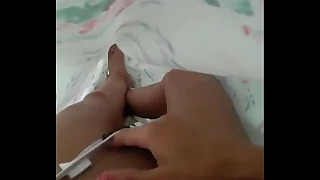 Pensando en el delicioso pene de mi marido