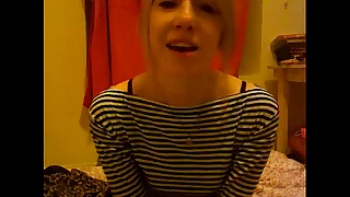 Blonde slut strips be advantageous to boyfriend