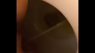 Isabella Holloway Peeing